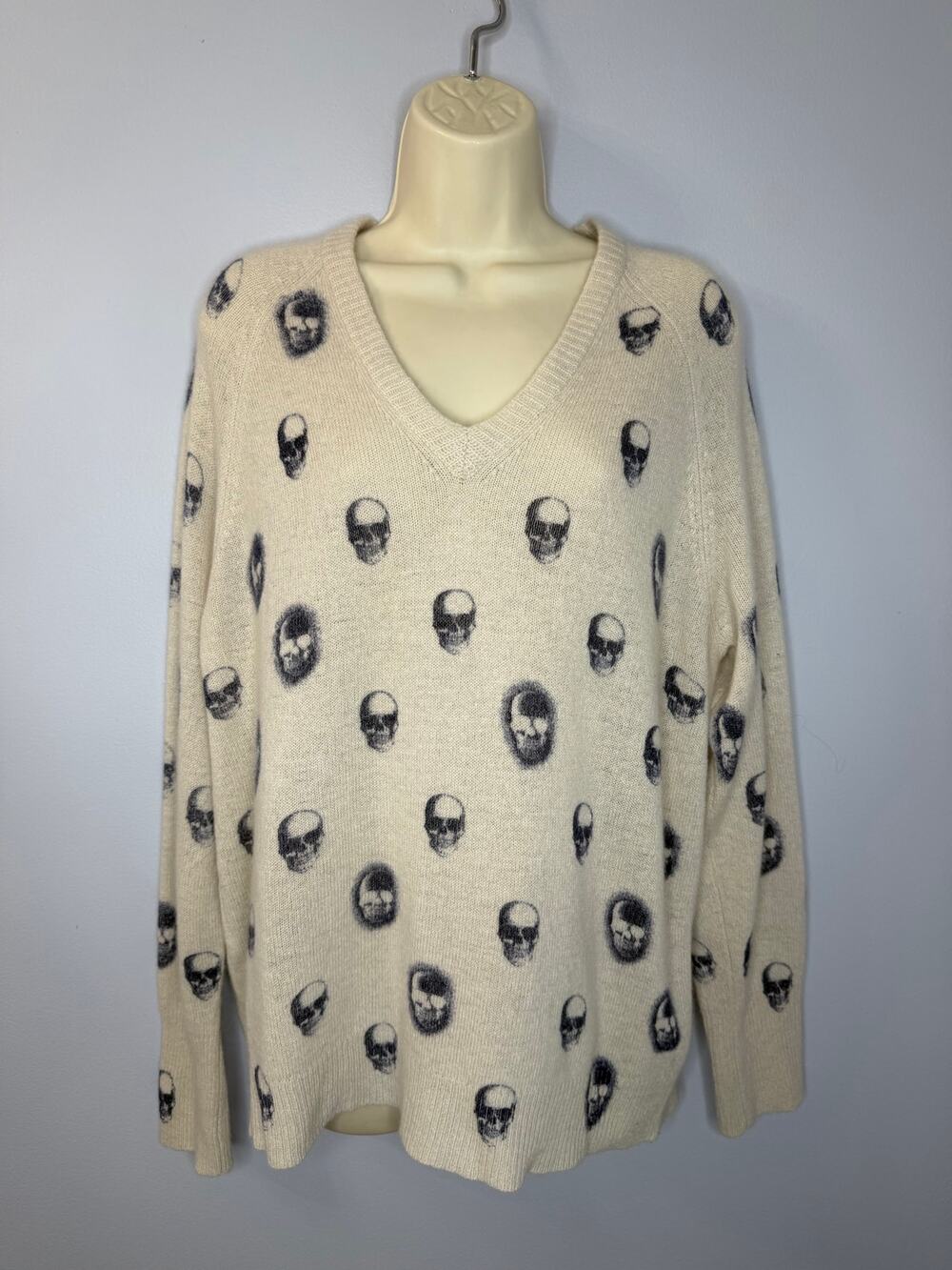 Skull Cashmere V-Neck Skull Print Cashmere Sweater Beige Women's M